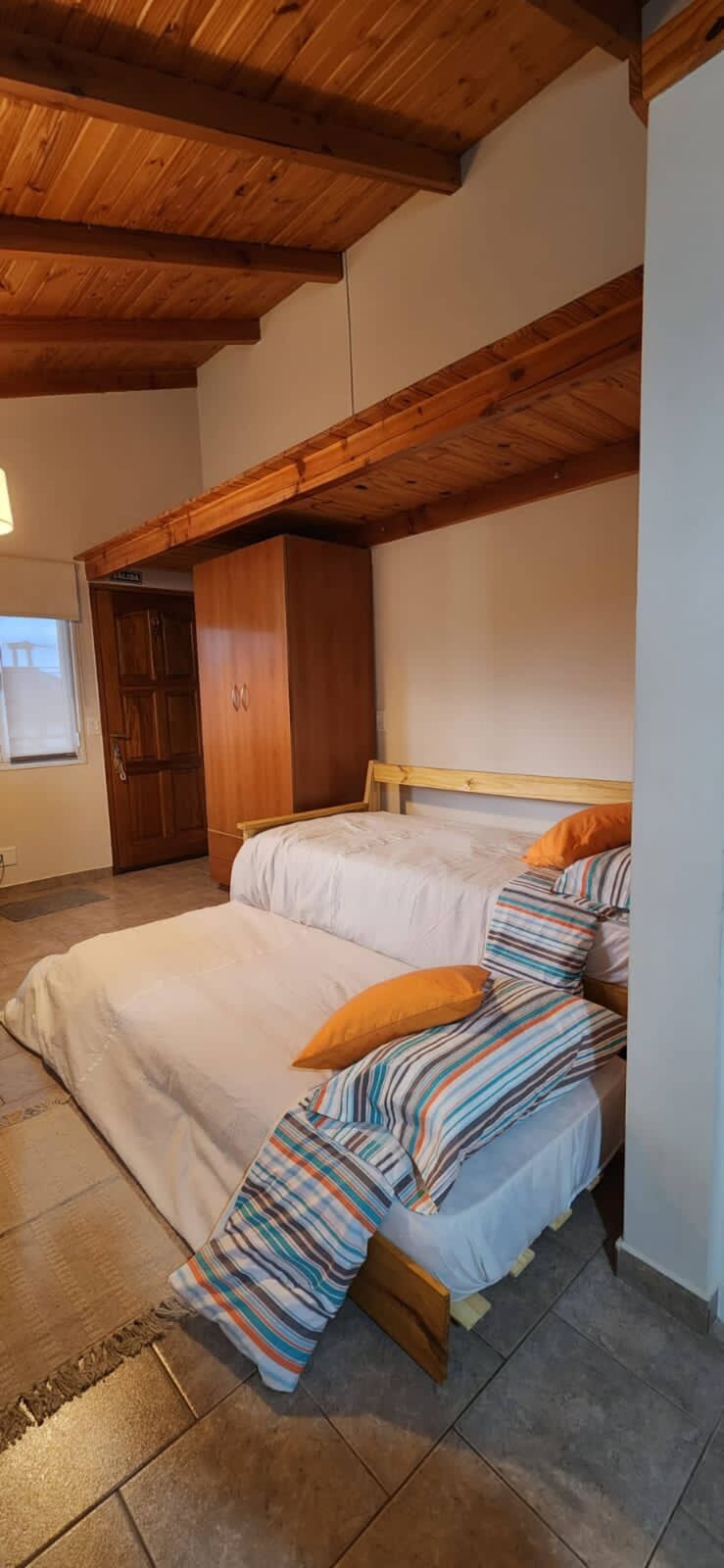Monohaus · Camas