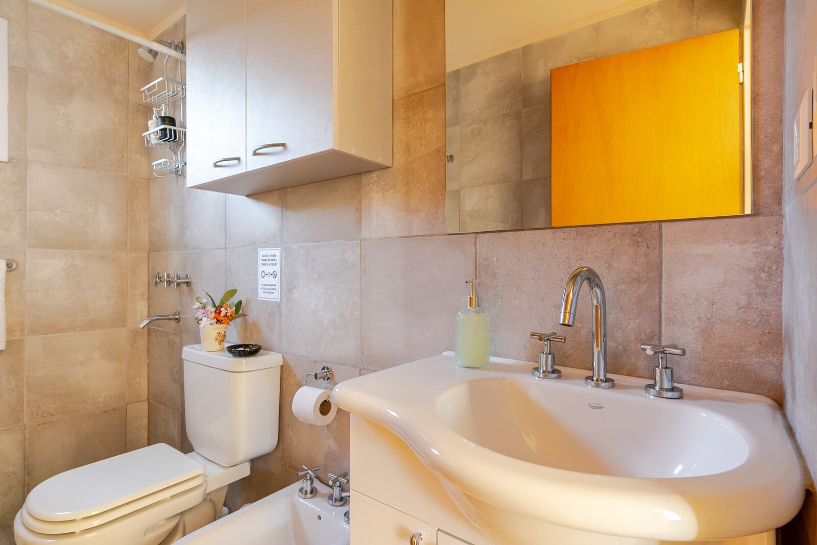 Peonia · Baño