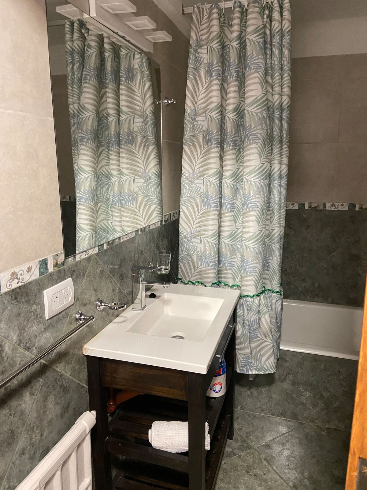 Quina · Habitación matrimonial · Baño